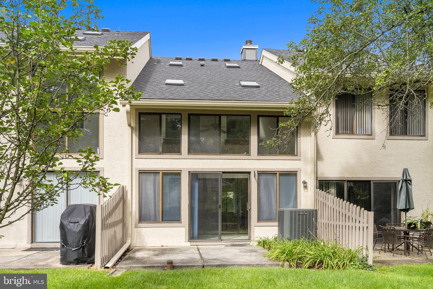 45 Landmark Drive photo 32