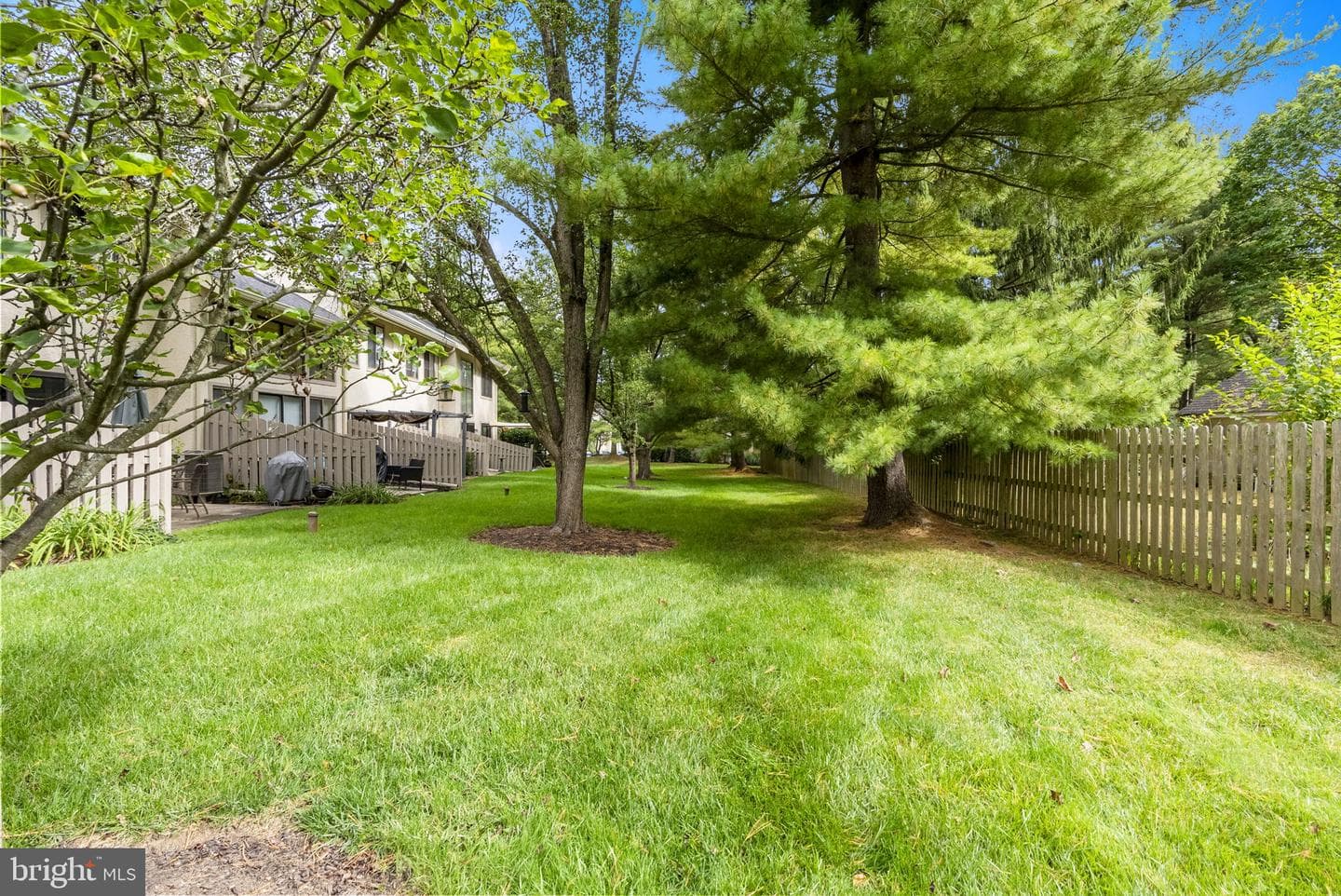 45 Landmark Drive photo 33