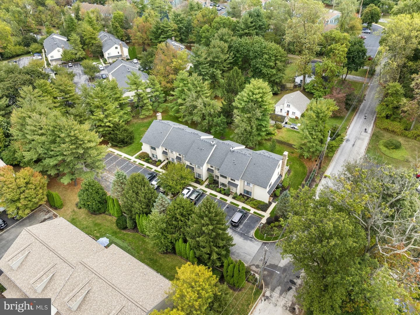 45 Landmark Drive photo 36