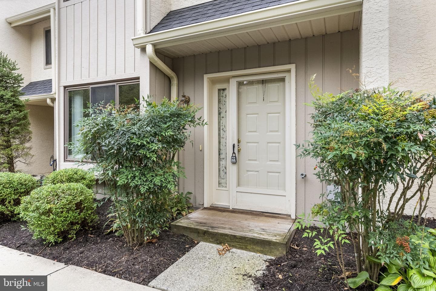 45 Landmark Drive photo 4