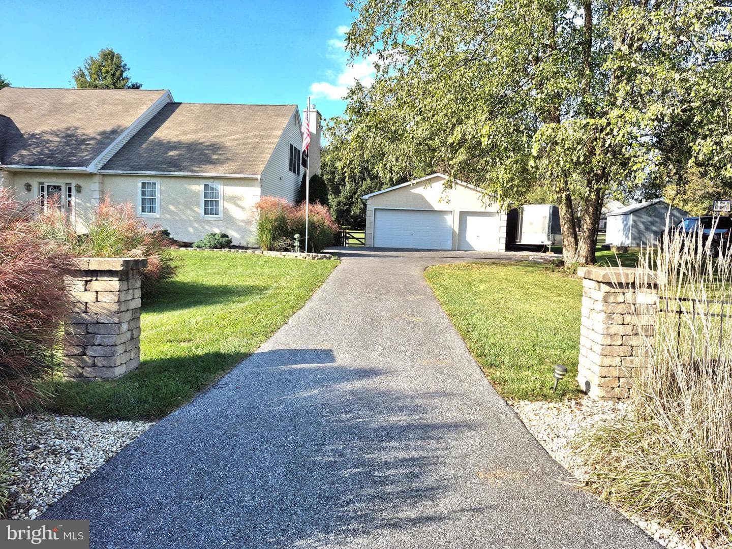 44 Morningmist Lane photo 2