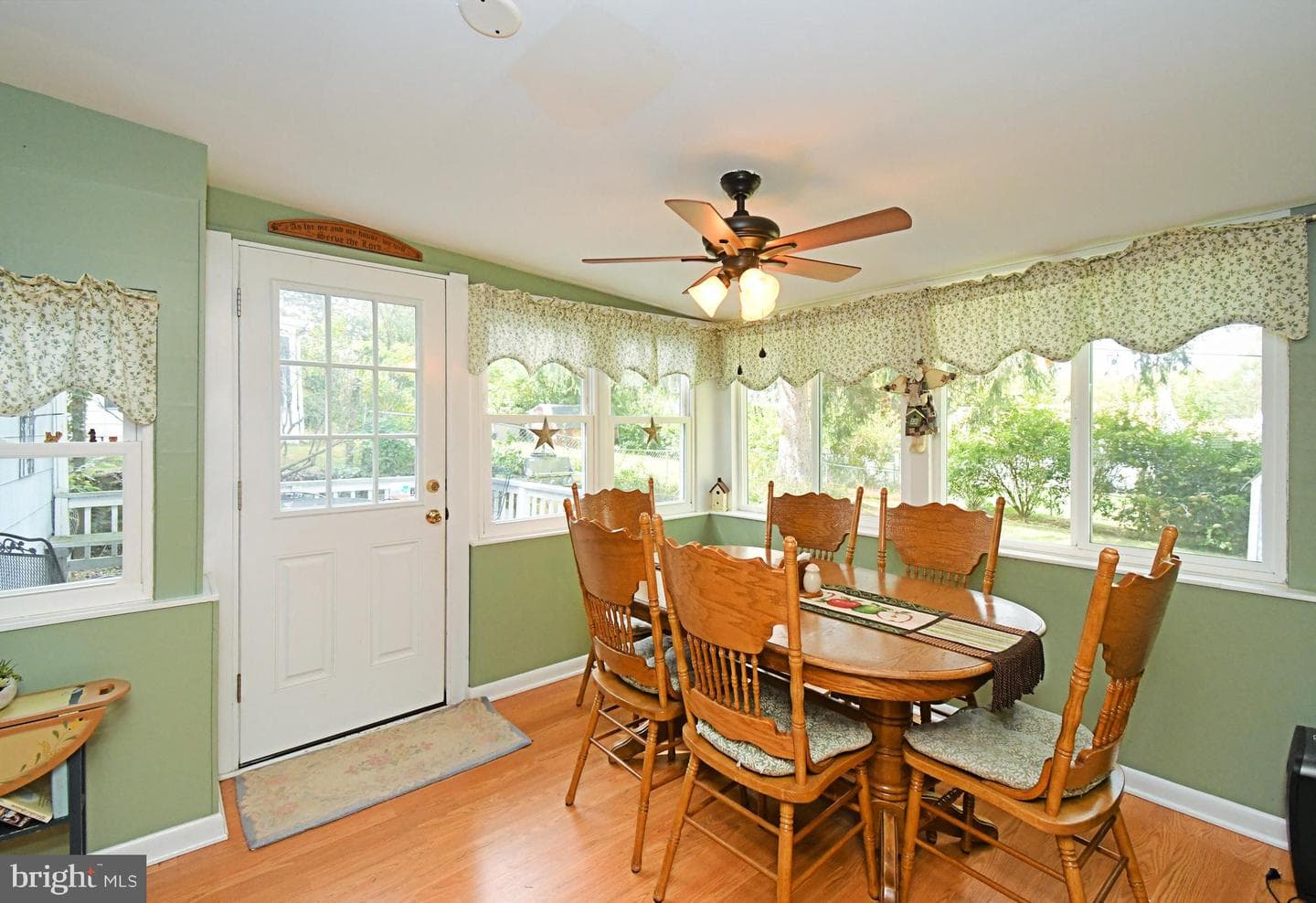 1220 Tyler Avenue photo 21