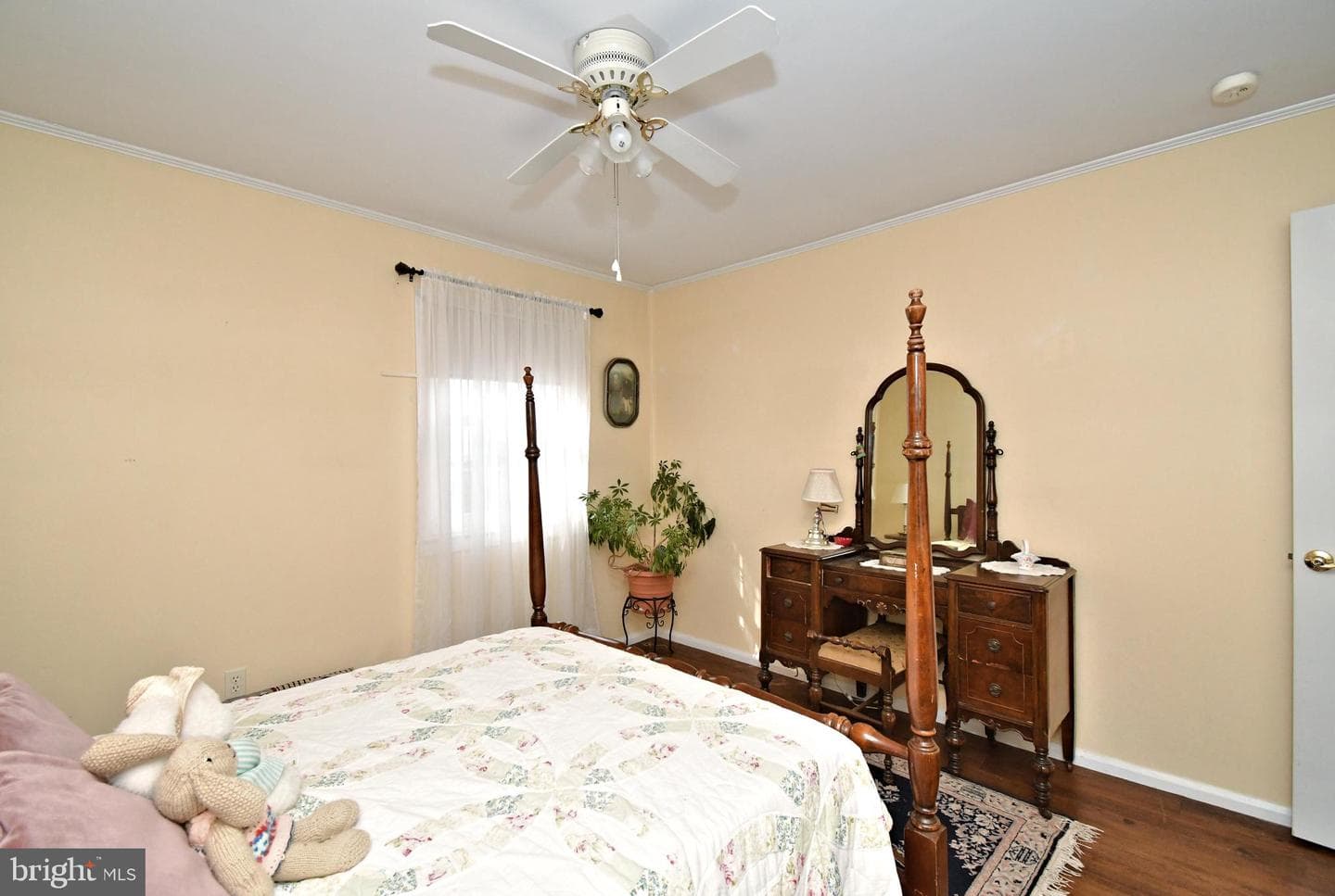 1220 Tyler Avenue photo 30