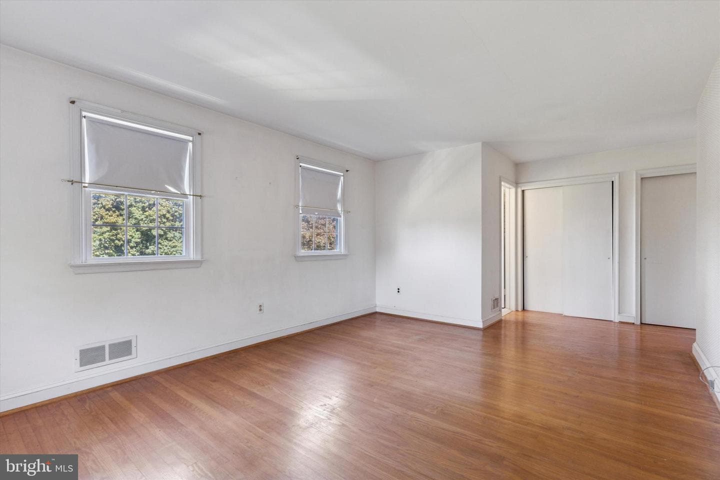 306 Devonshire Road photo 14
