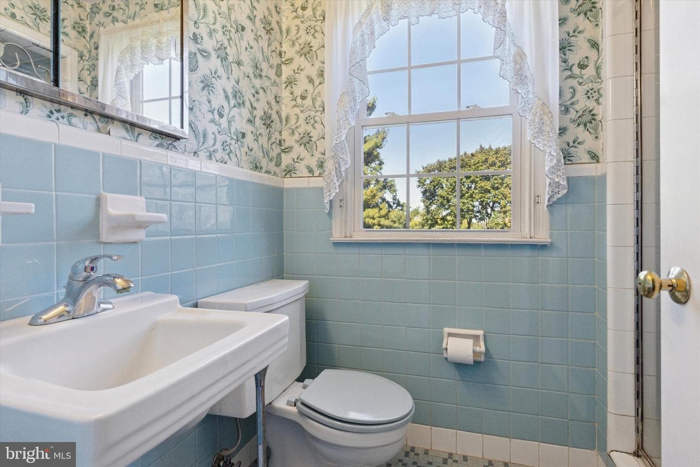 306 Devonshire Road photo 15