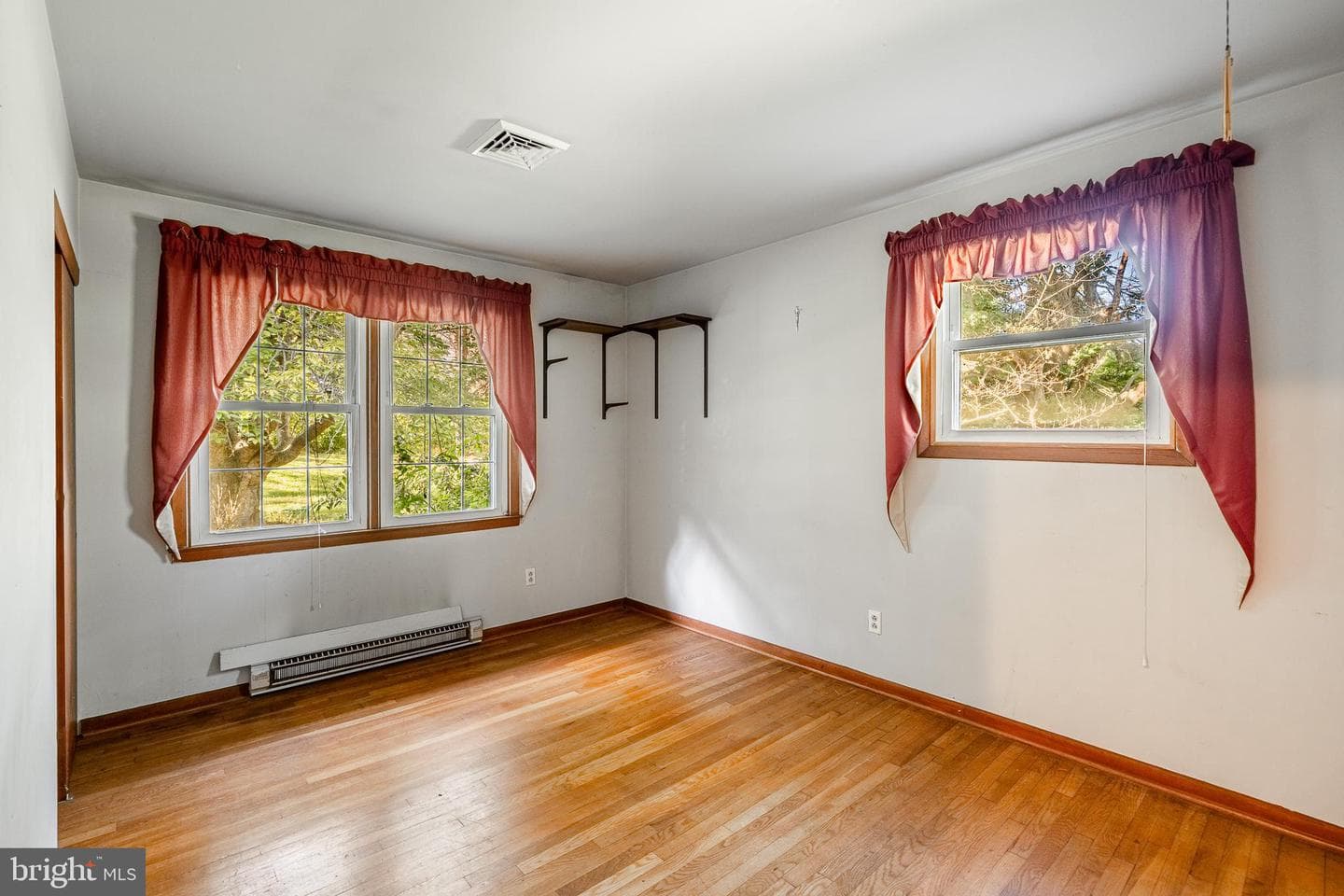 1702 W Street Road photo 12