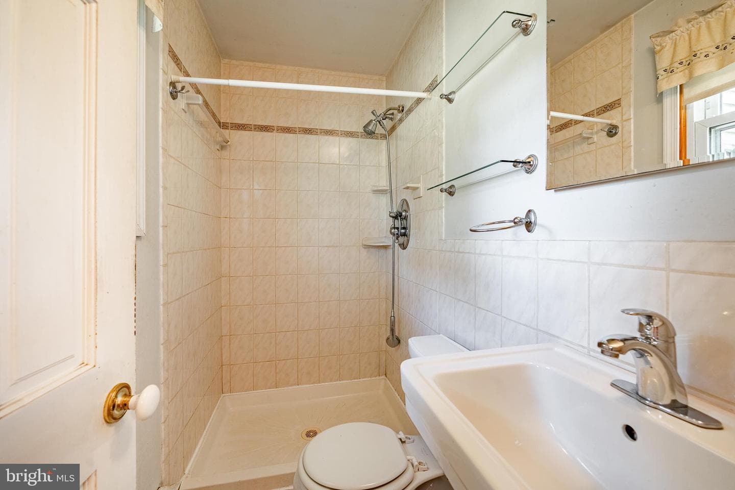 1702 W Street Road photo 13