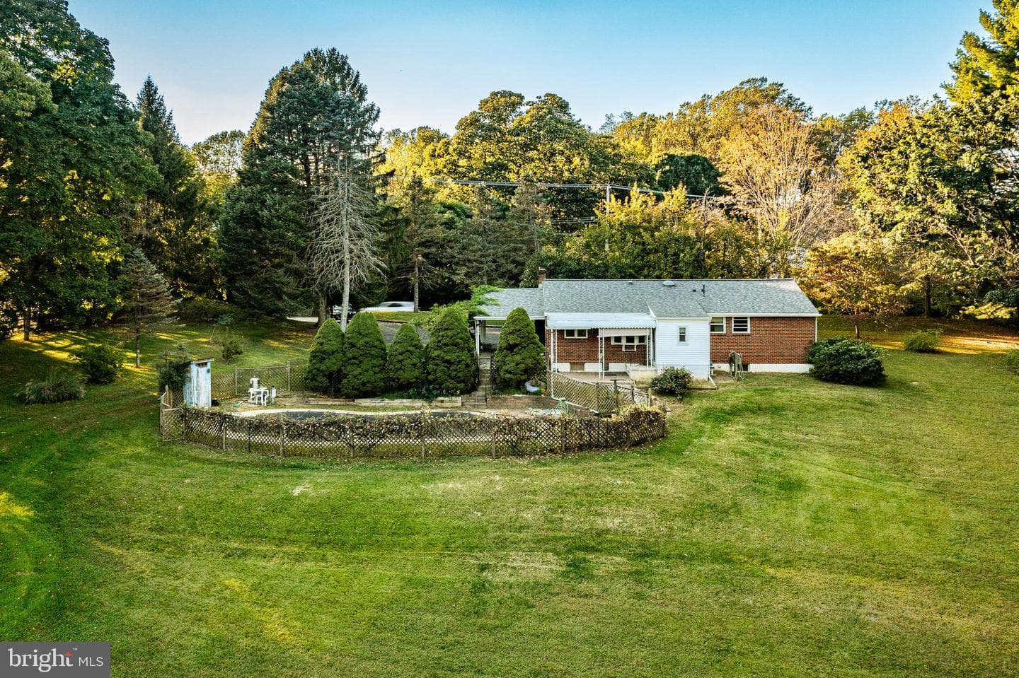 1702 W Street Road photo 25