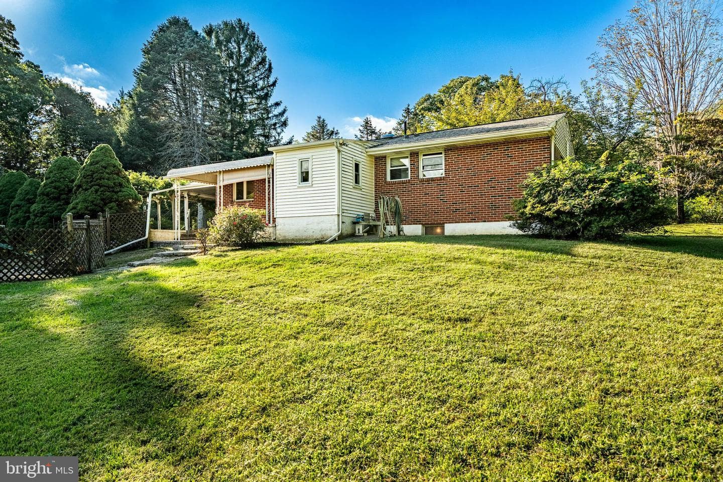 1702 W Street Road photo 26