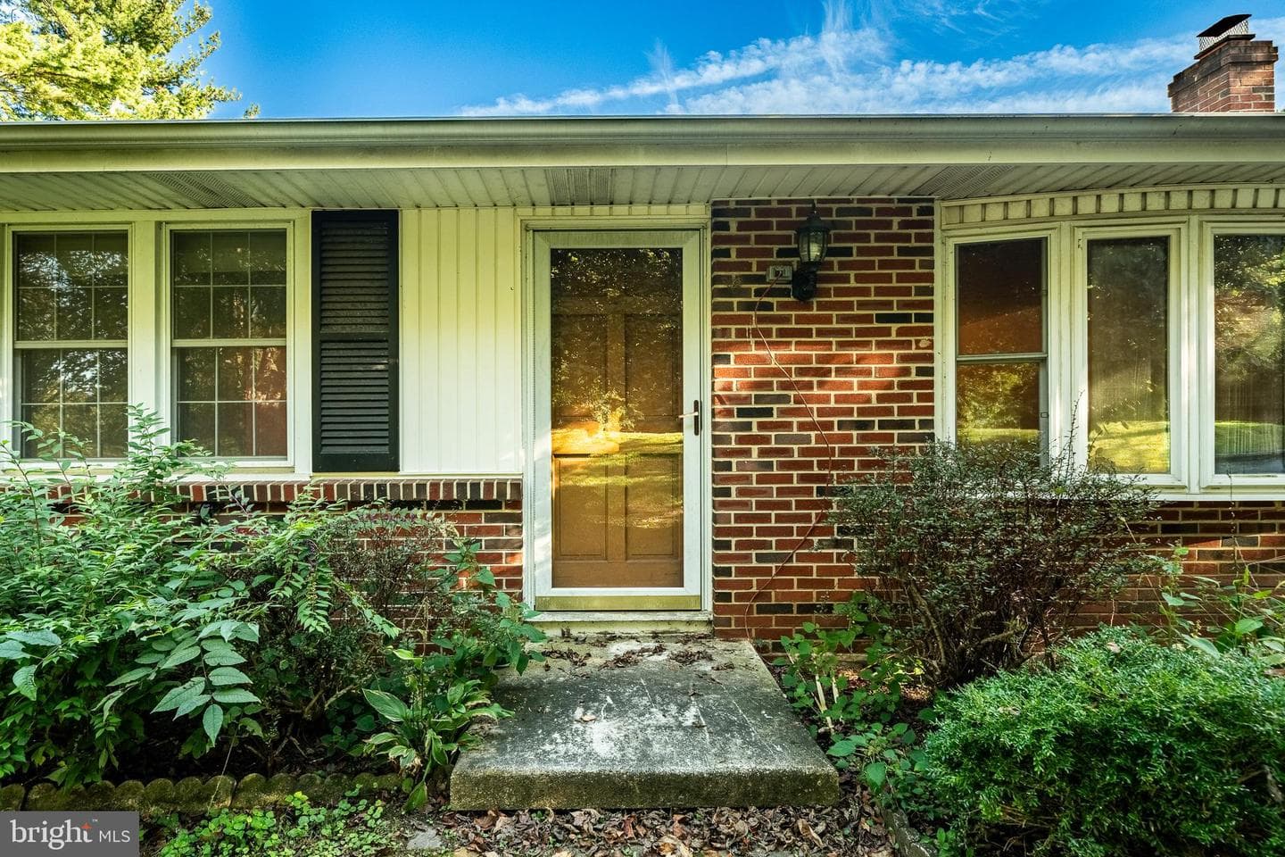 1702 W Street Road photo 3