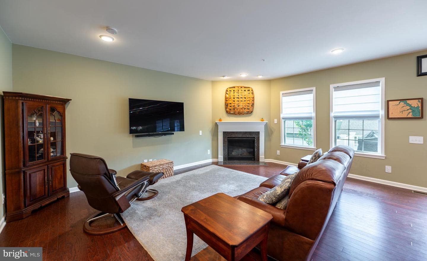 741 Sun Valley Court photo 24