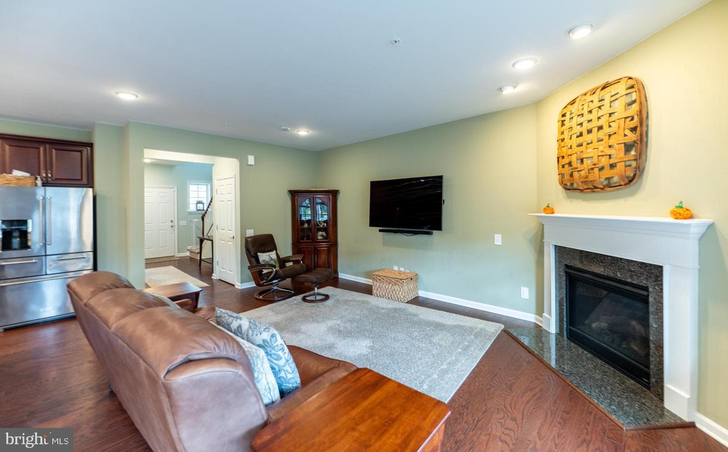 741 Sun Valley Court photo 25