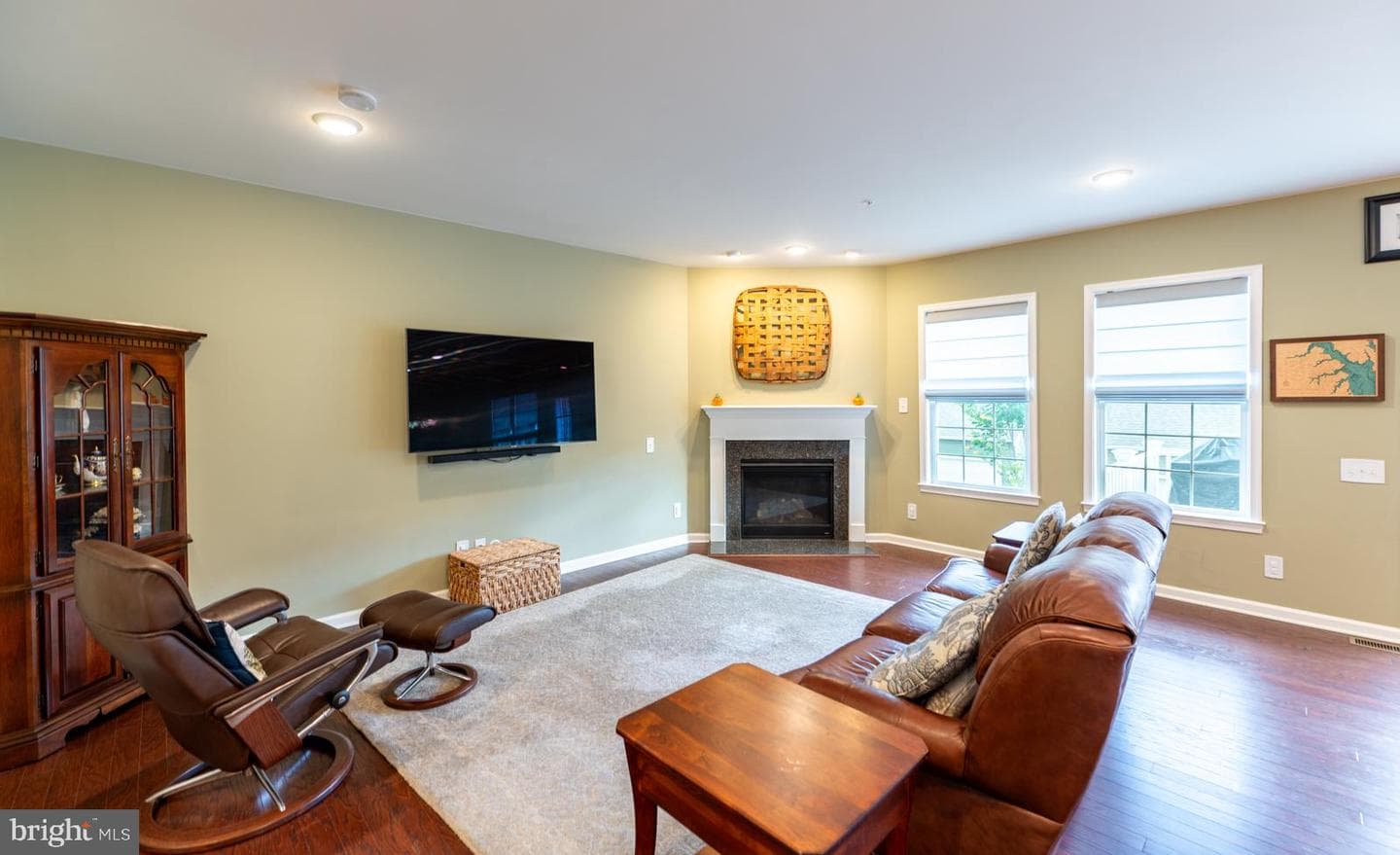 741 Sun Valley Court photo 28