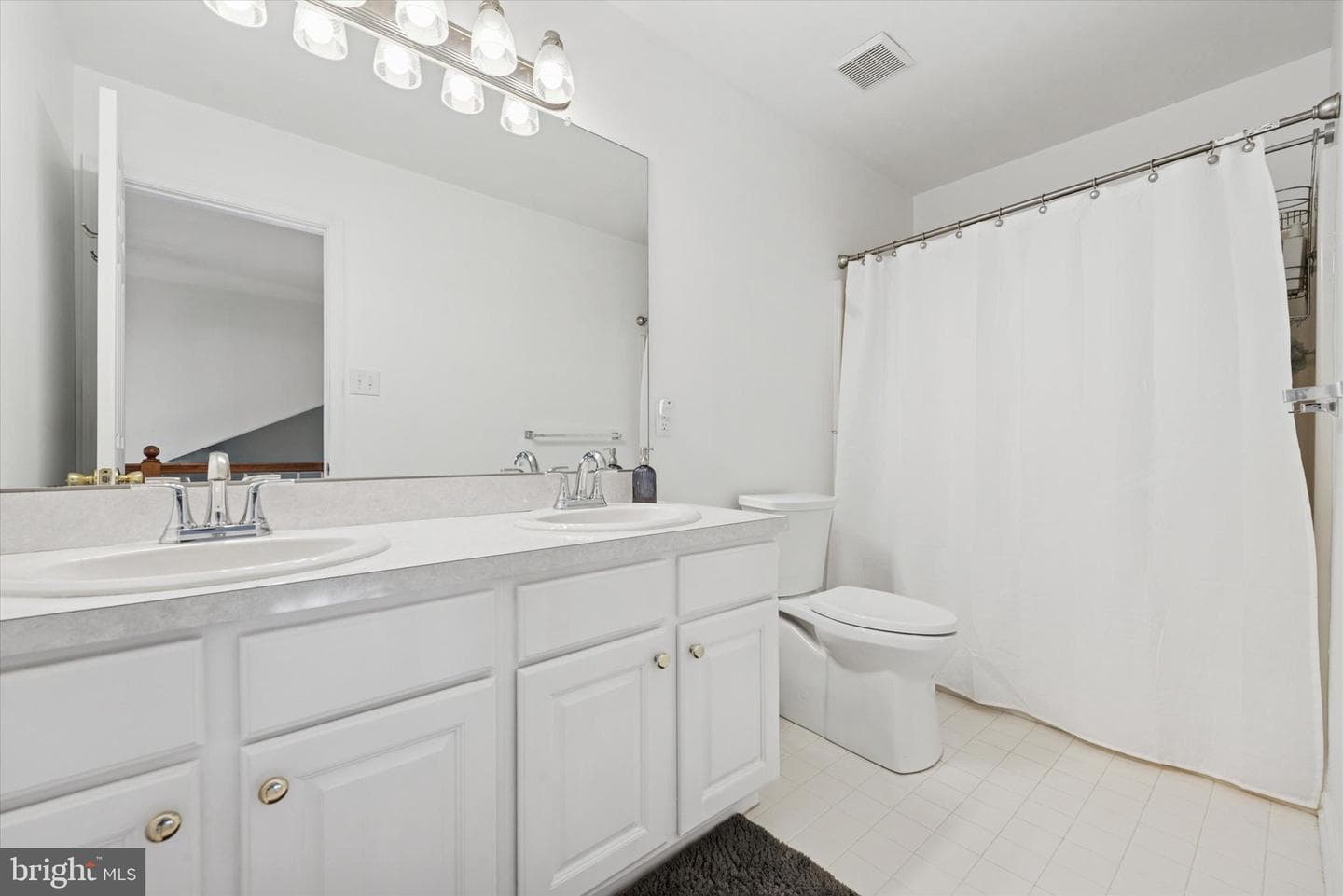 700 Revere Road photo 15