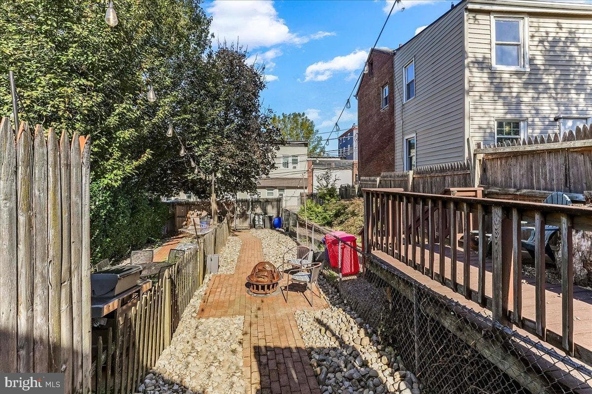 333 Hannum Avenue photo 22