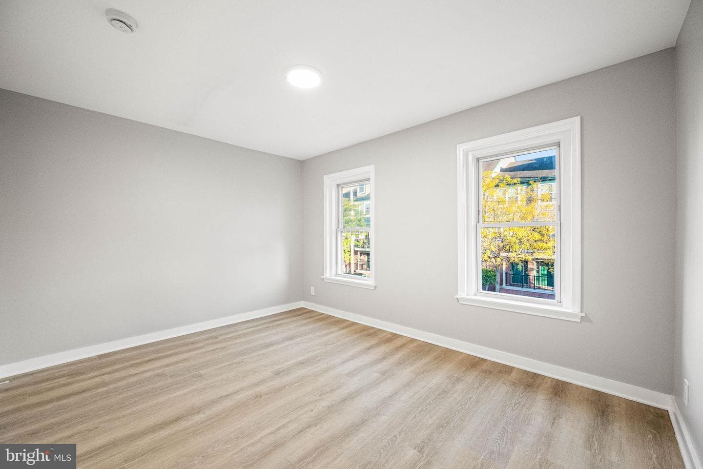 309 Jefferson Avenue photo 15