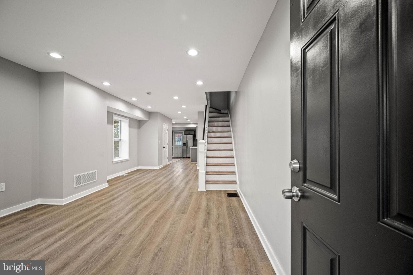 309 Jefferson Avenue photo 5