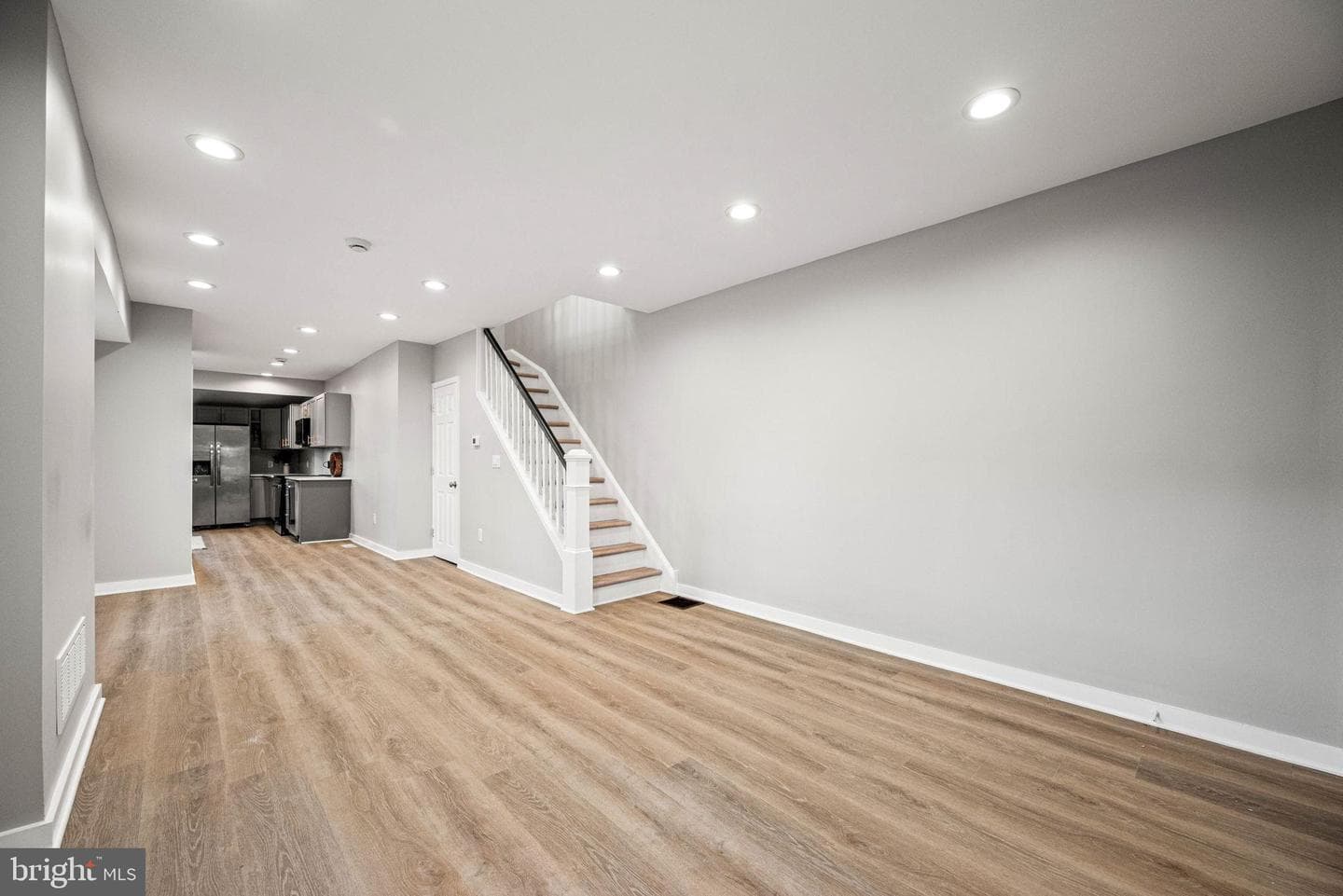 309 Jefferson Avenue photo 8