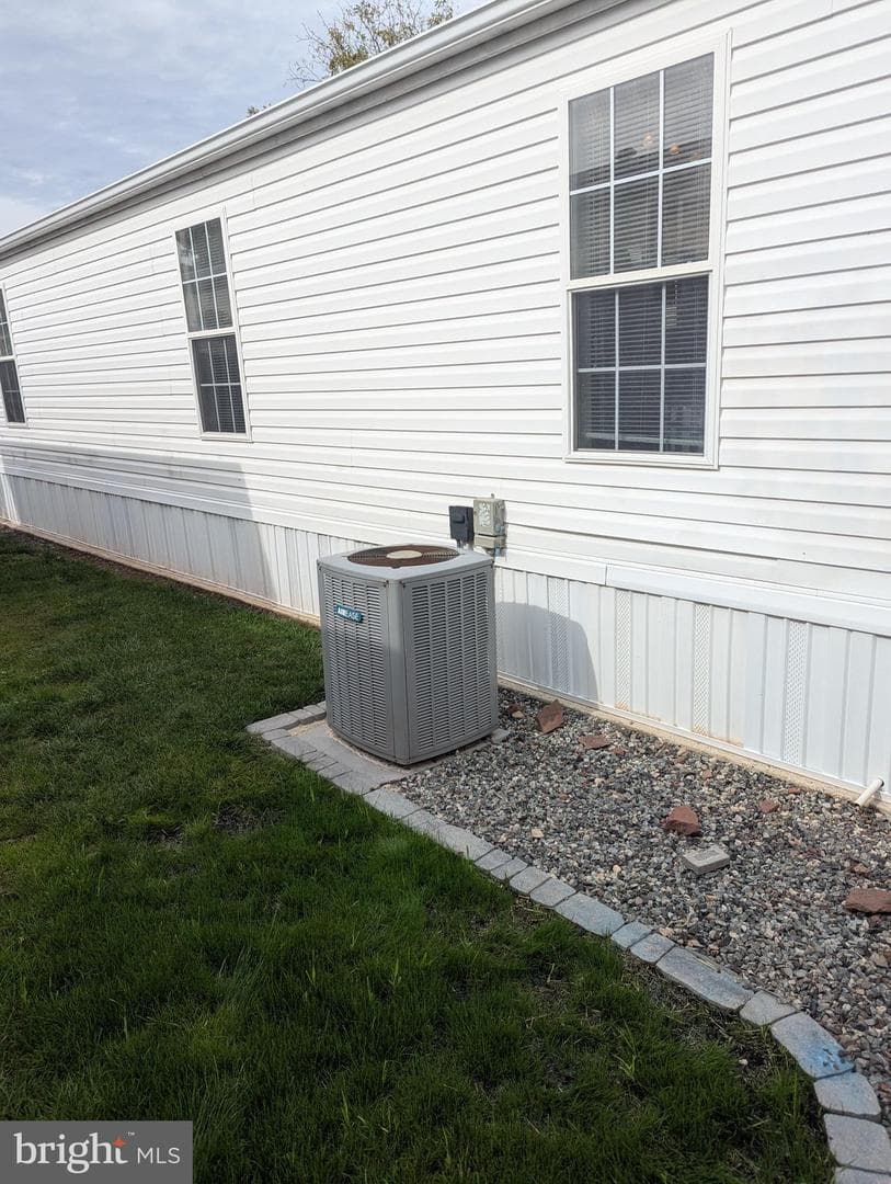 38 Rosewood Lane photo 24