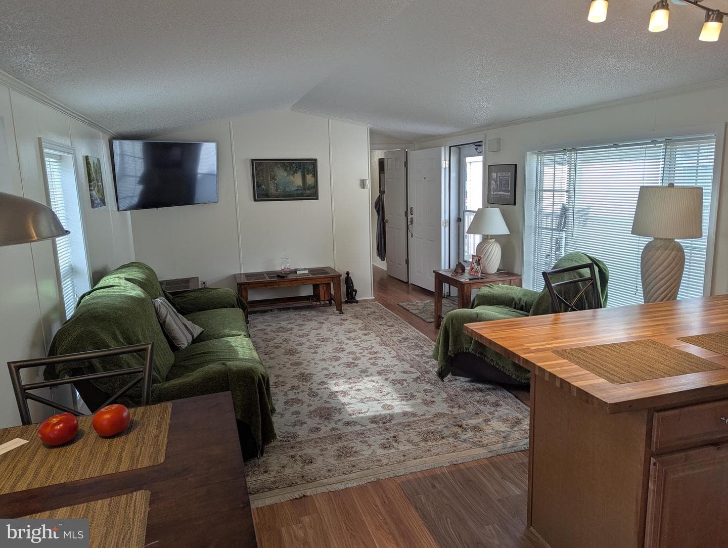 38 Rosewood Lane photo 5