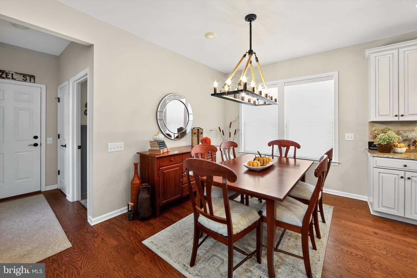618 Kent Court photo 12