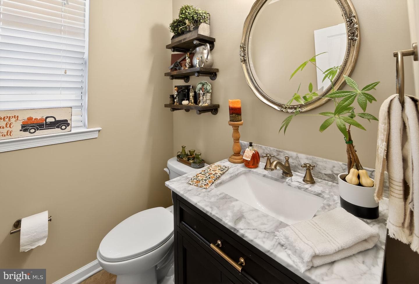 618 Kent Court photo 13