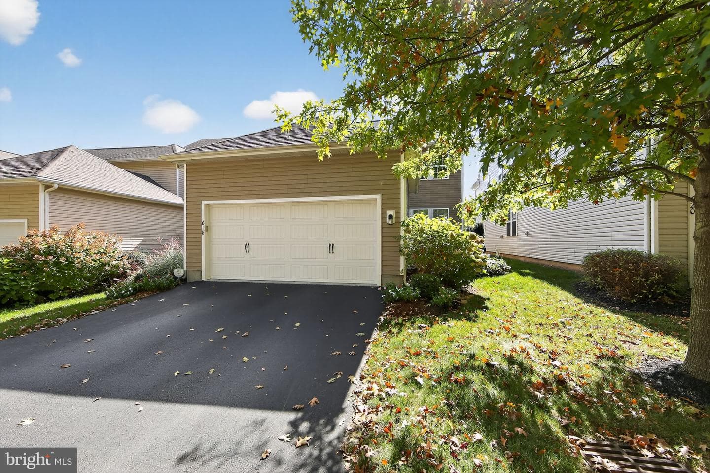 618 Kent Court photo 32
