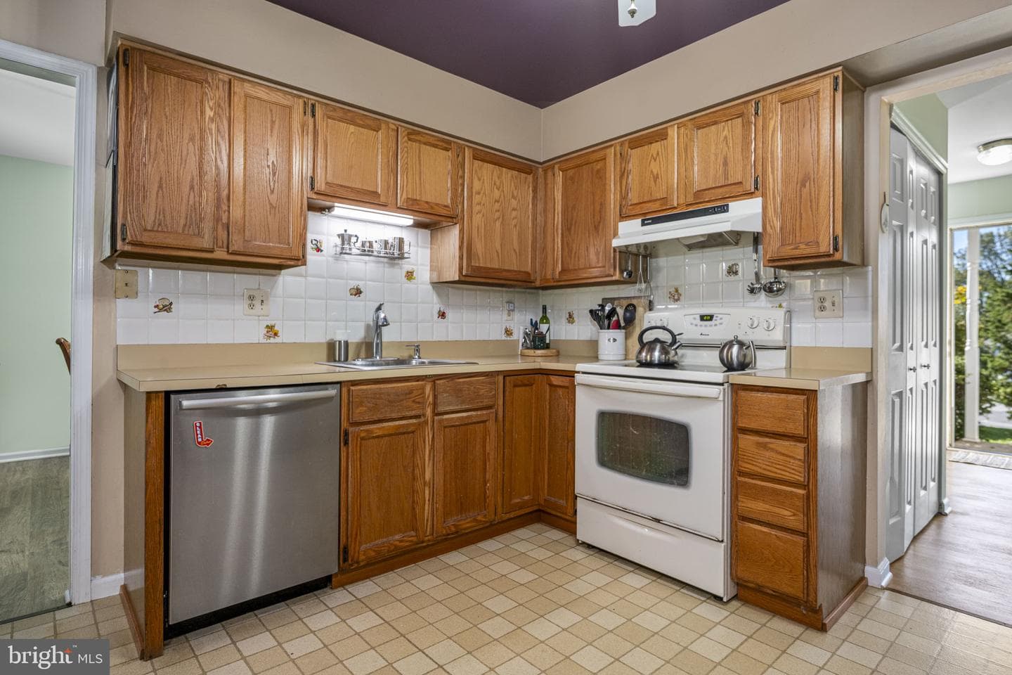 1614 Barbara Drive photo 6