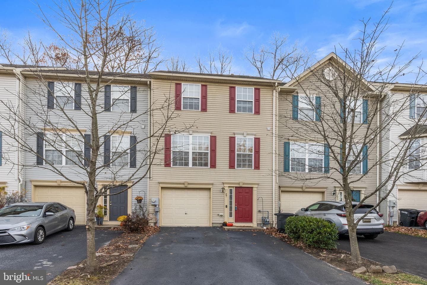 27 Branford Way photo 2