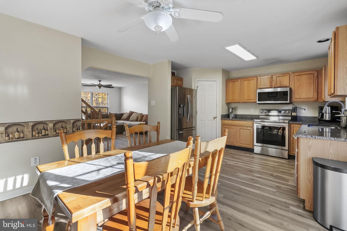 27 Branford Way photo 5