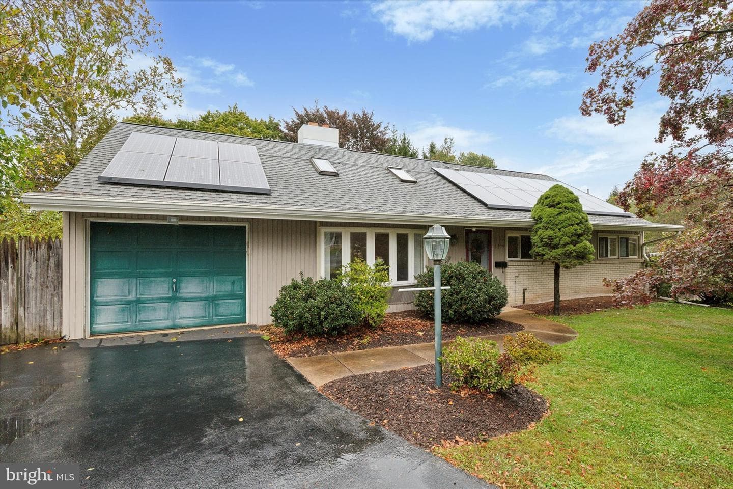 1209 Thistlewood Lane