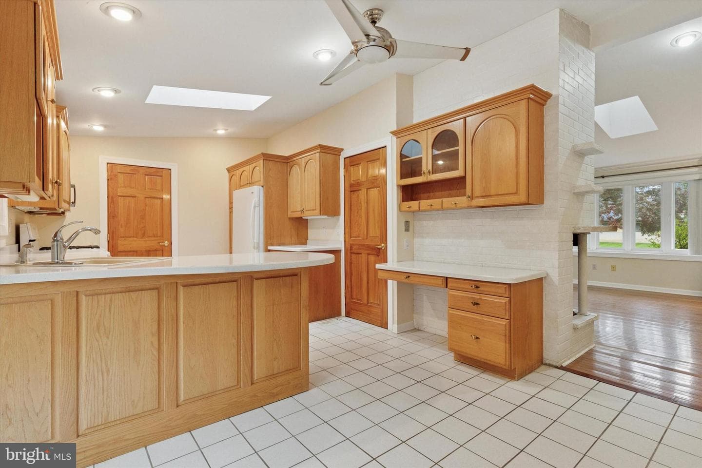 1209 Thistlewood Lane photo 7