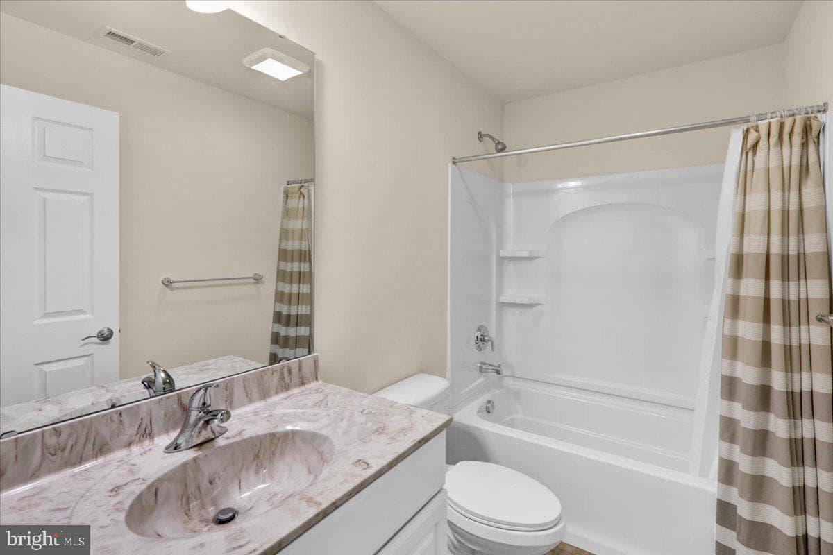 122 American photo 39