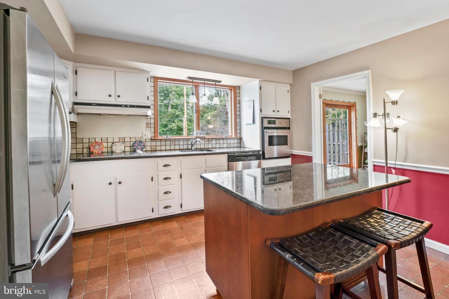 387 Devonshire Road photo 13