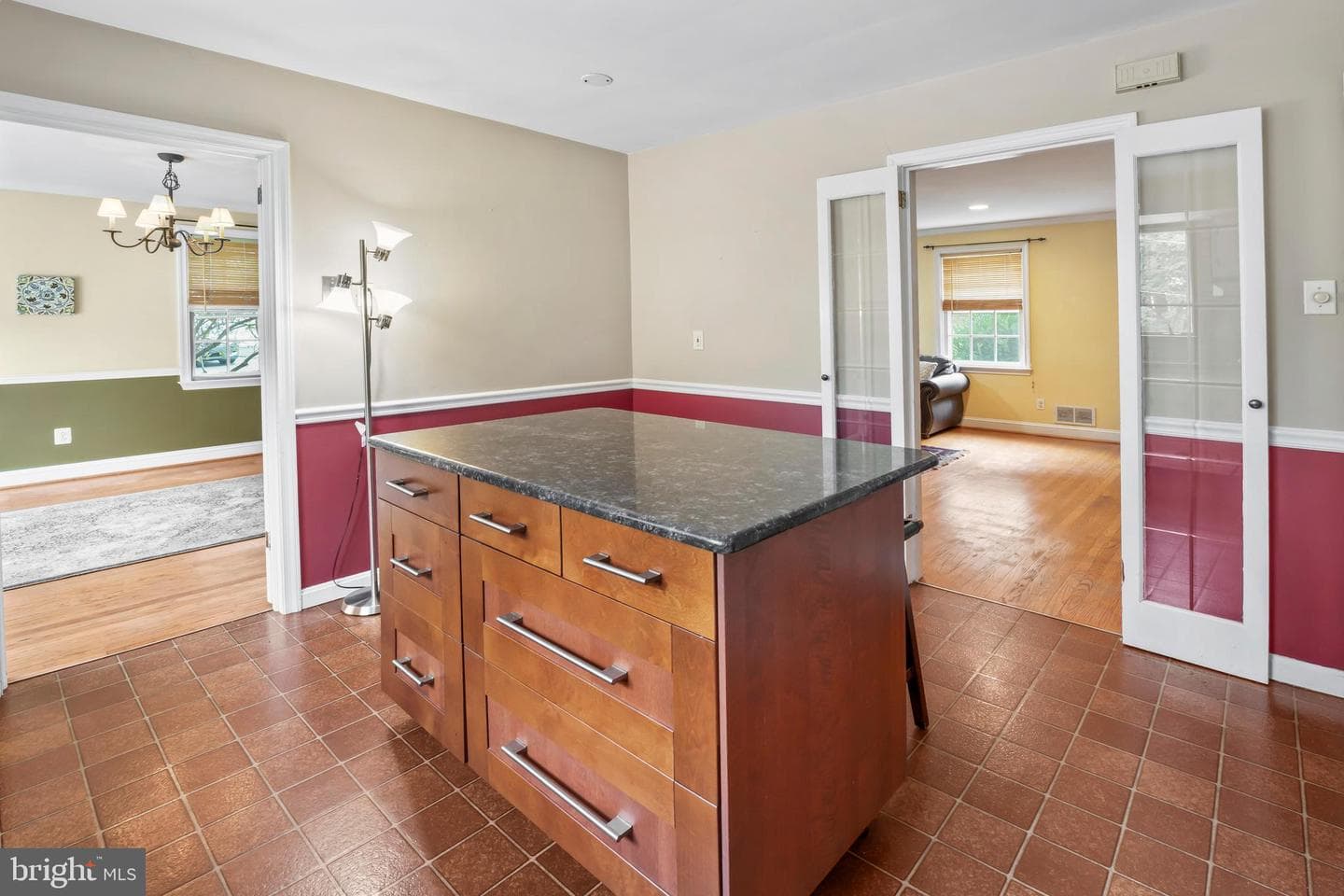 387 Devonshire Road photo 15