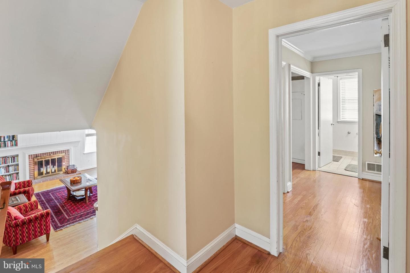 387 Devonshire Road photo 28