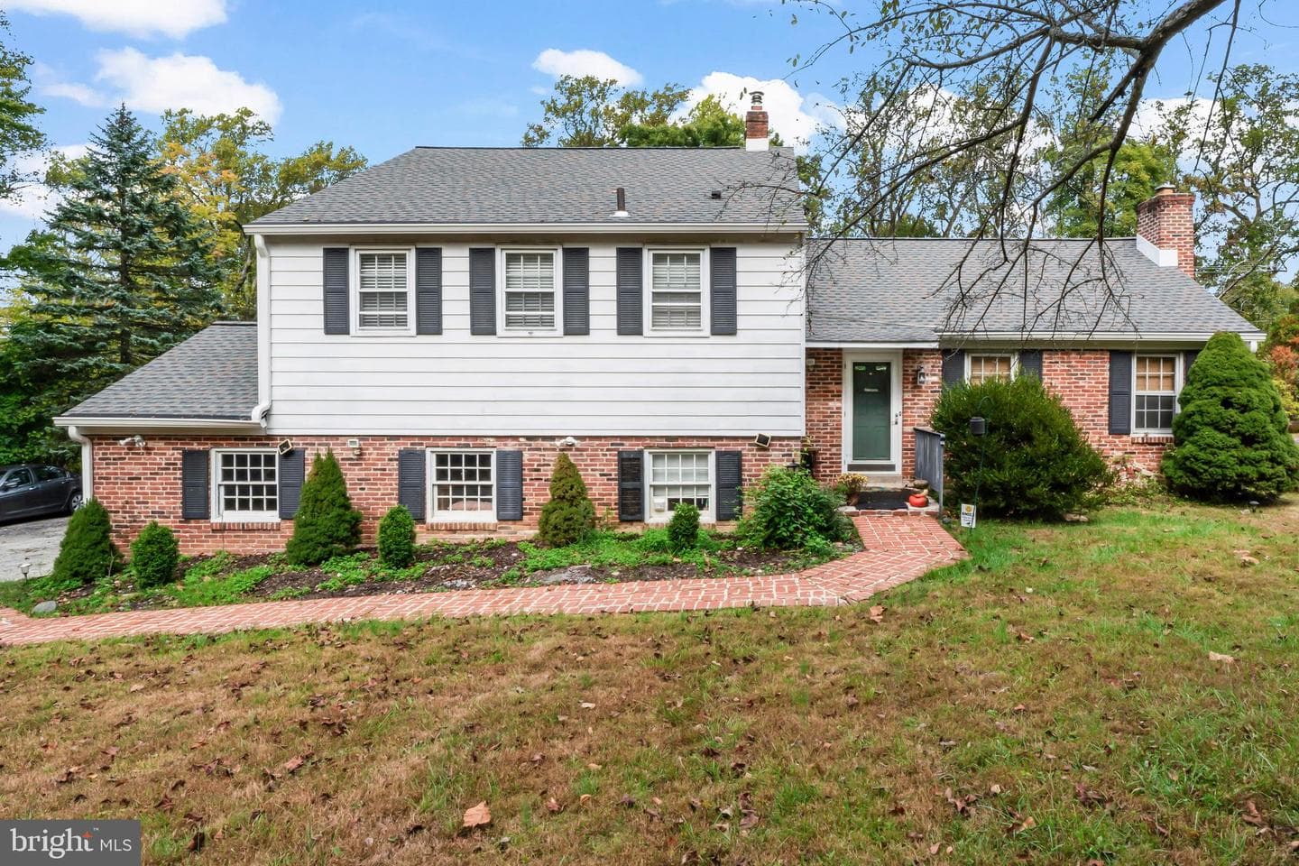 387 Devonshire Road photo 3