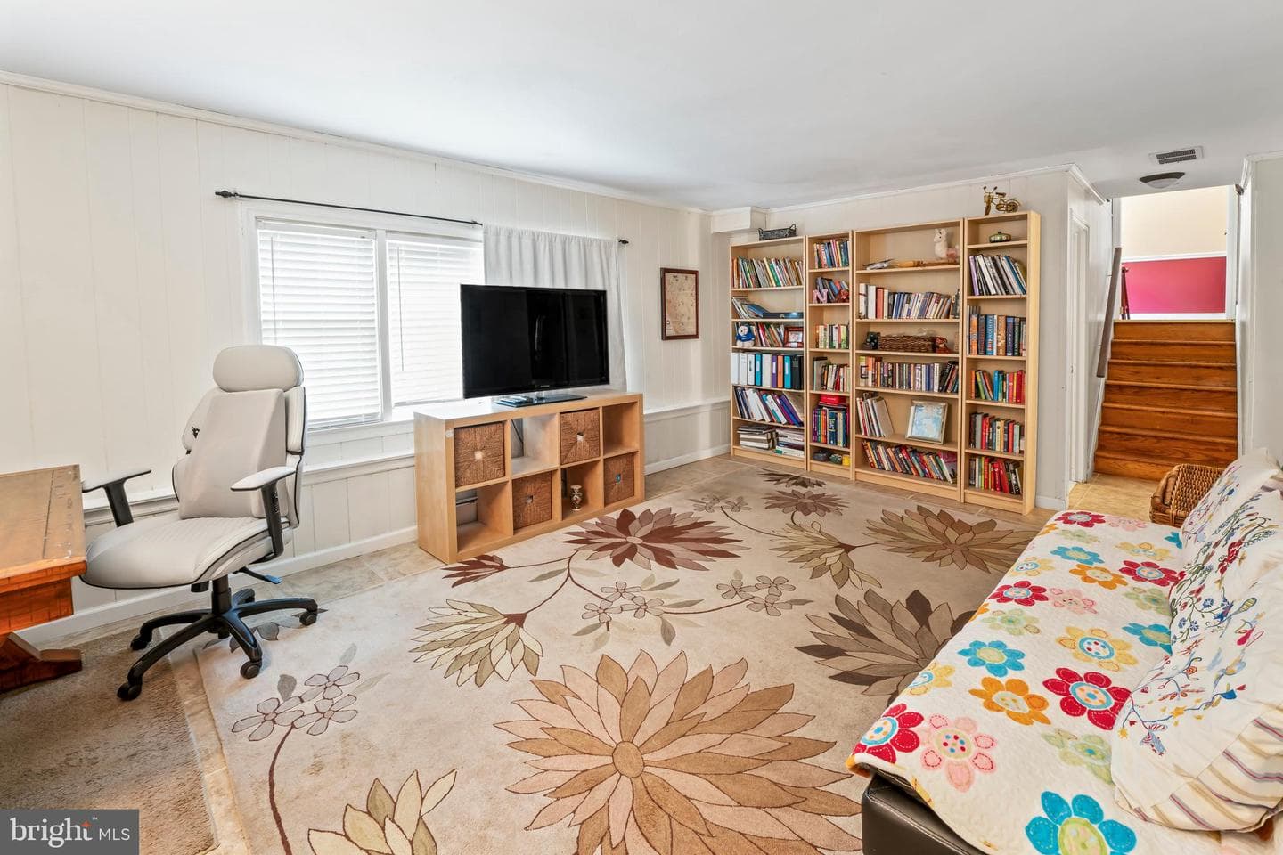 387 Devonshire Road photo 32