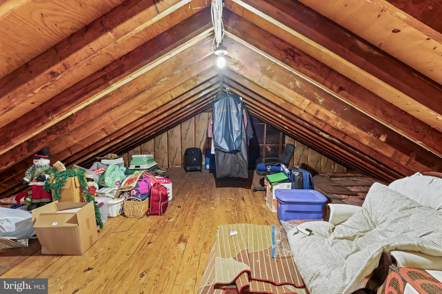 387 Devonshire Road photo 39
