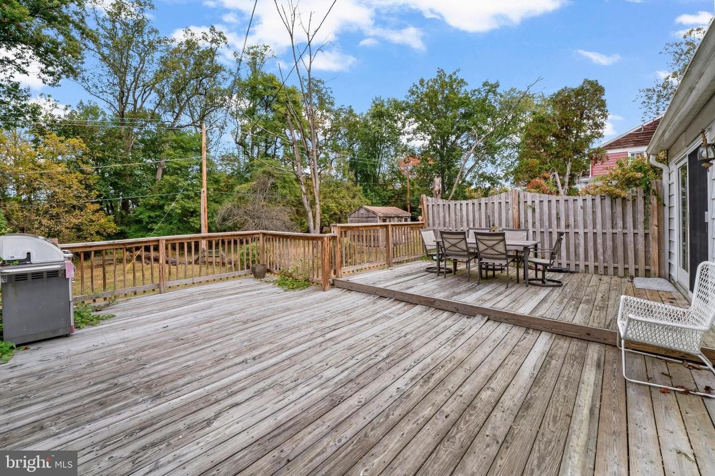 387 Devonshire Road photo 41
