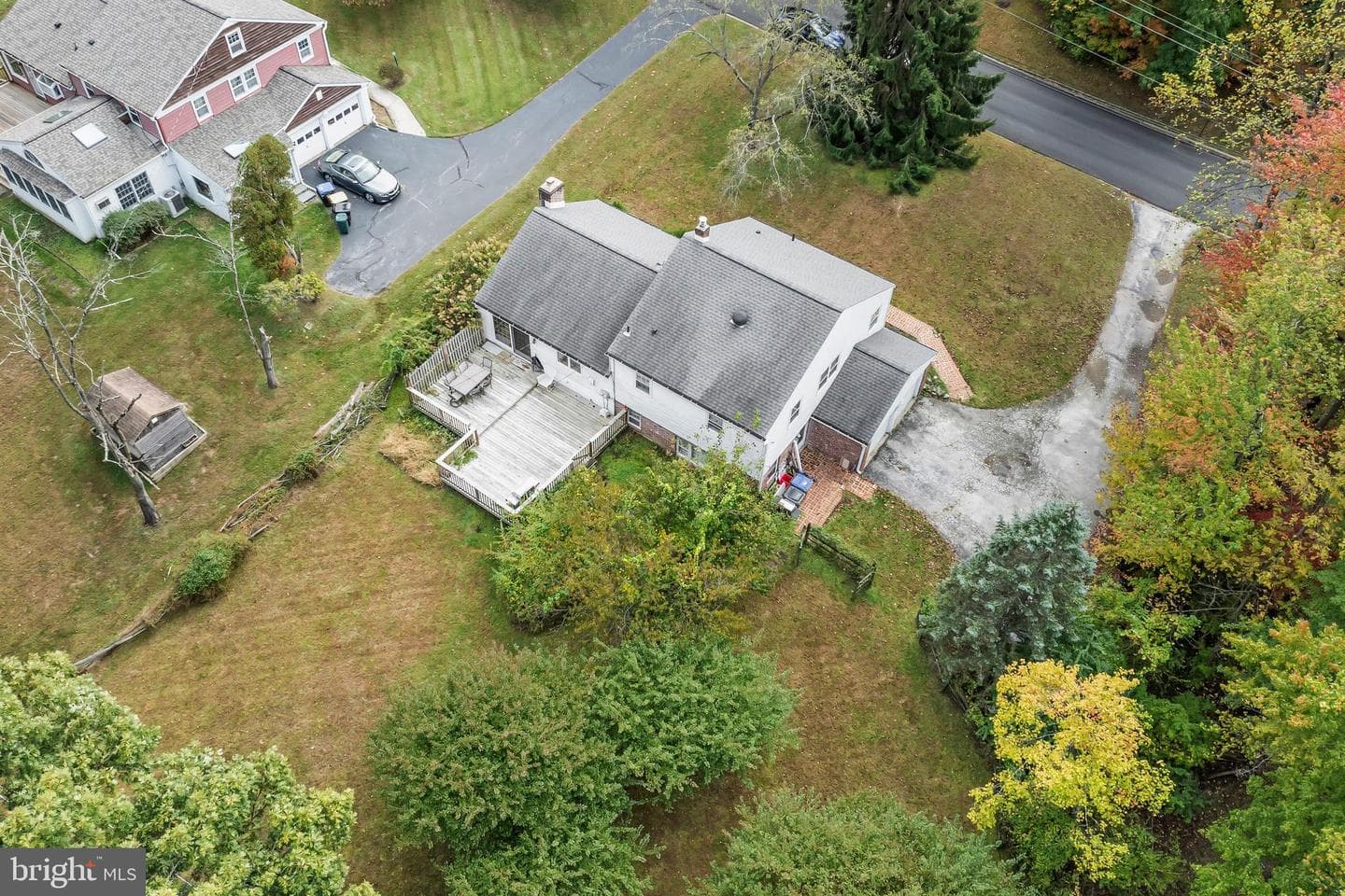 387 Devonshire Road photo 47