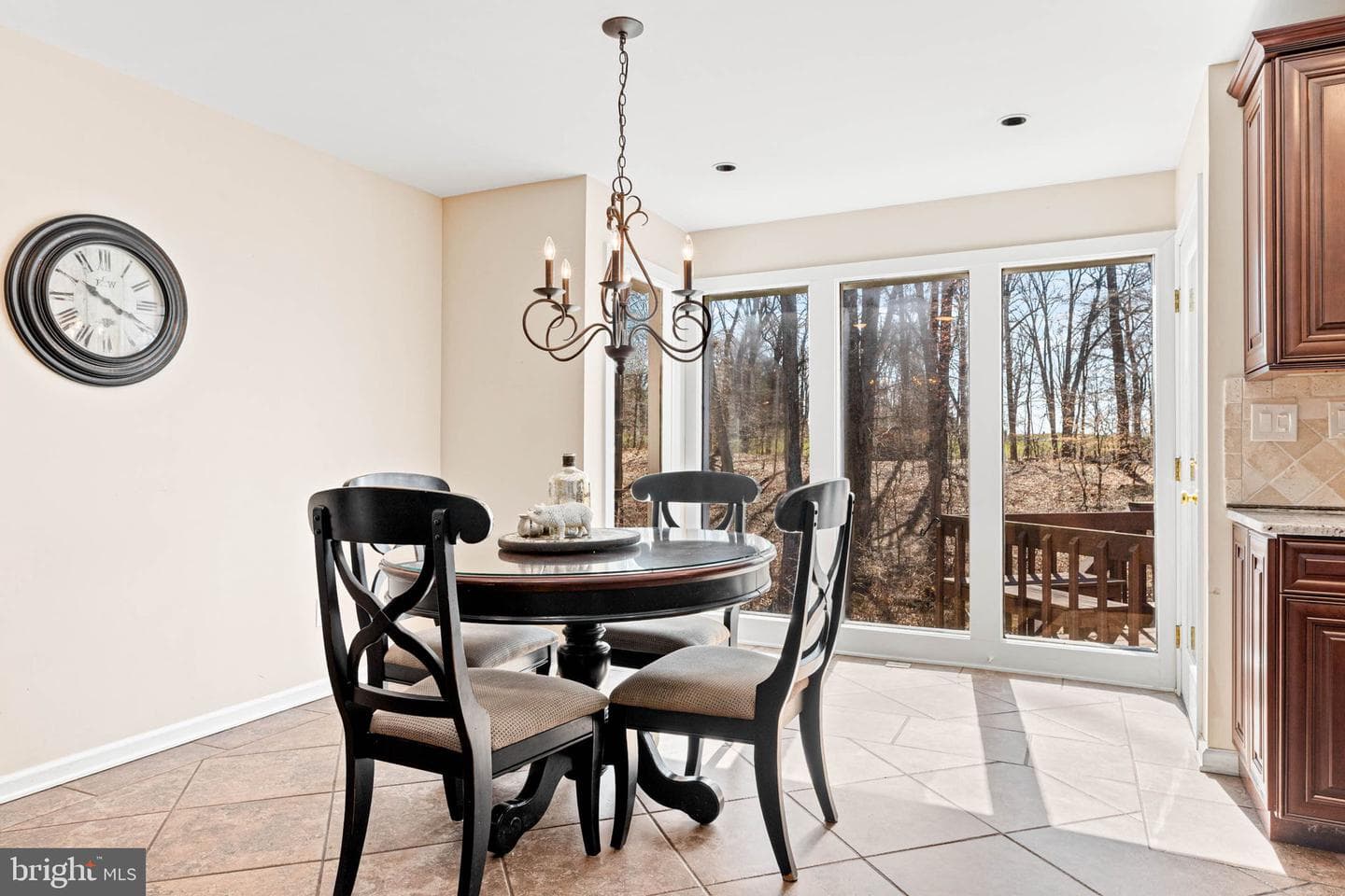 1518 Greenhill Road photo 11