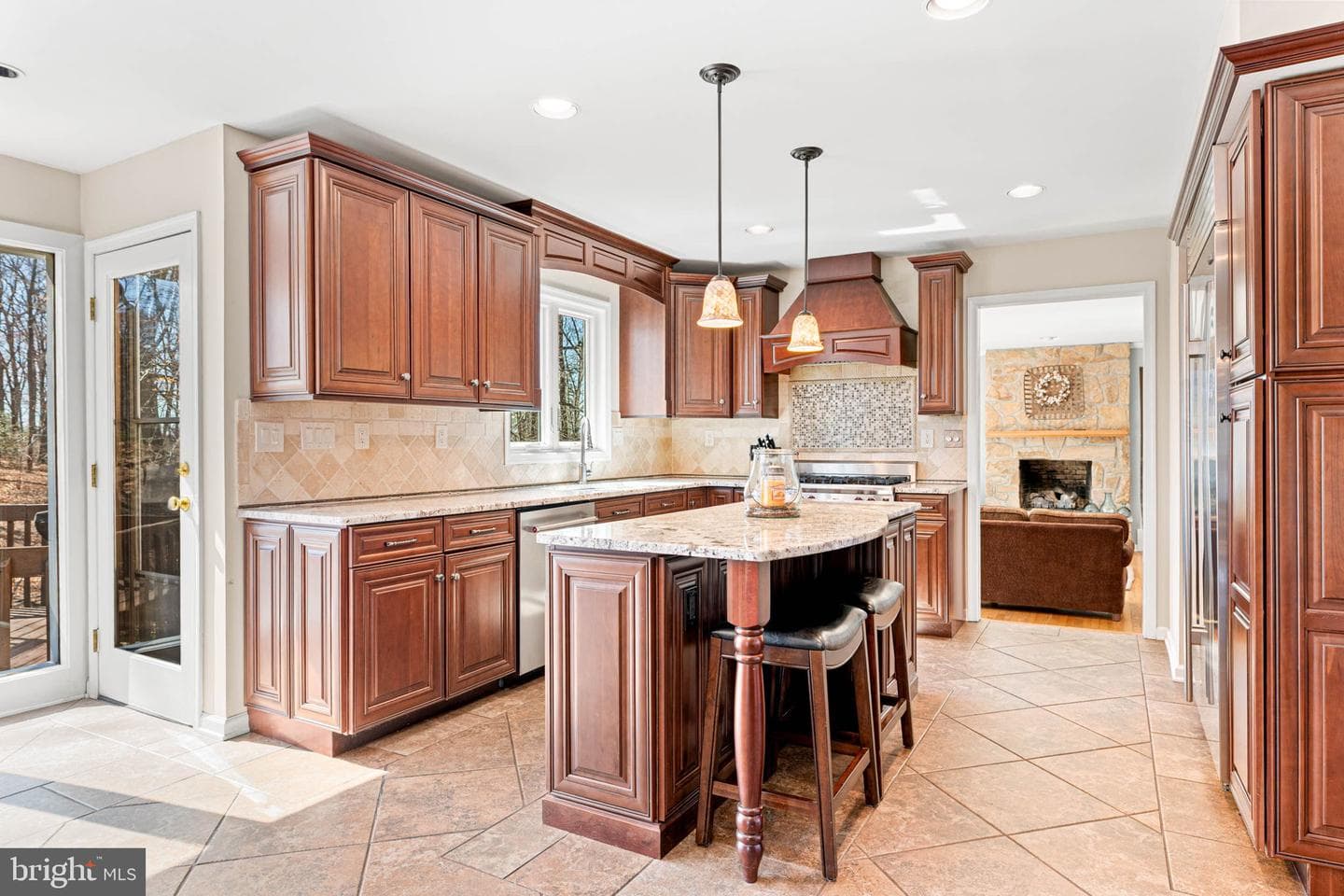 1518 Greenhill Road photo 6