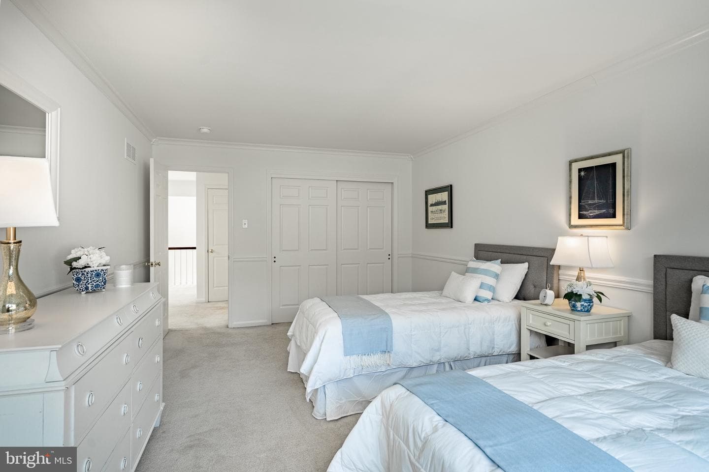 6 Wingstone Lane photo 29