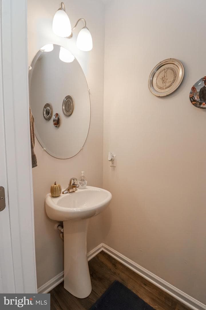 364 Trego Avenue photo 10