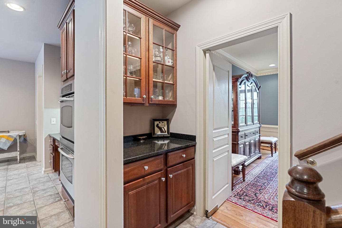 200 Armitage Court photo 38