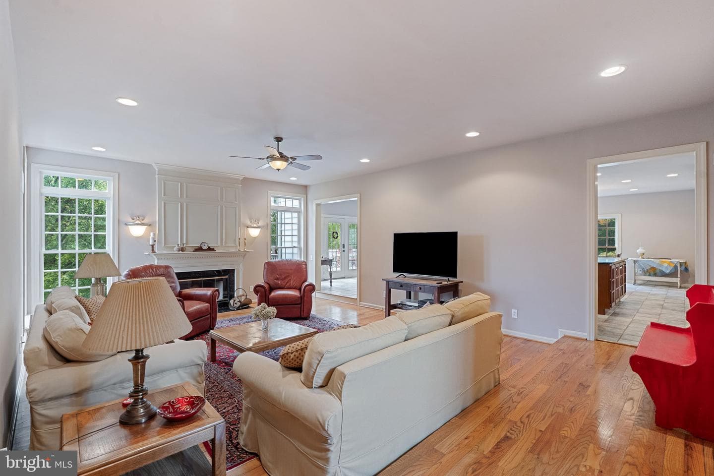 200 Armitage Court photo 40