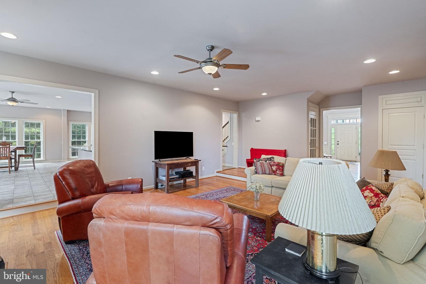 200 Armitage Court photo 41