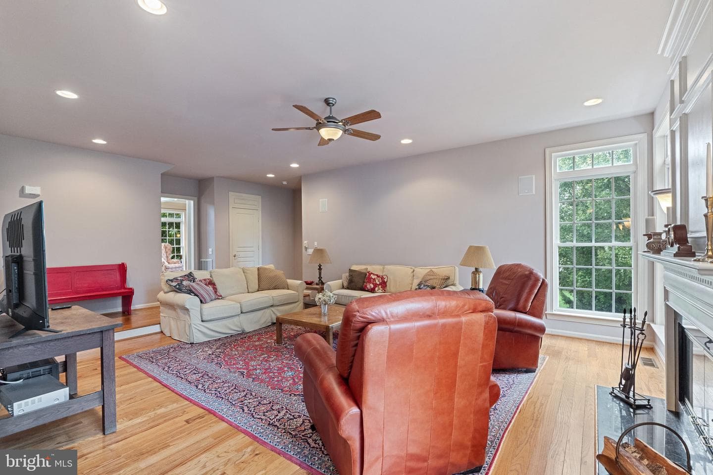 200 Armitage Court photo 42