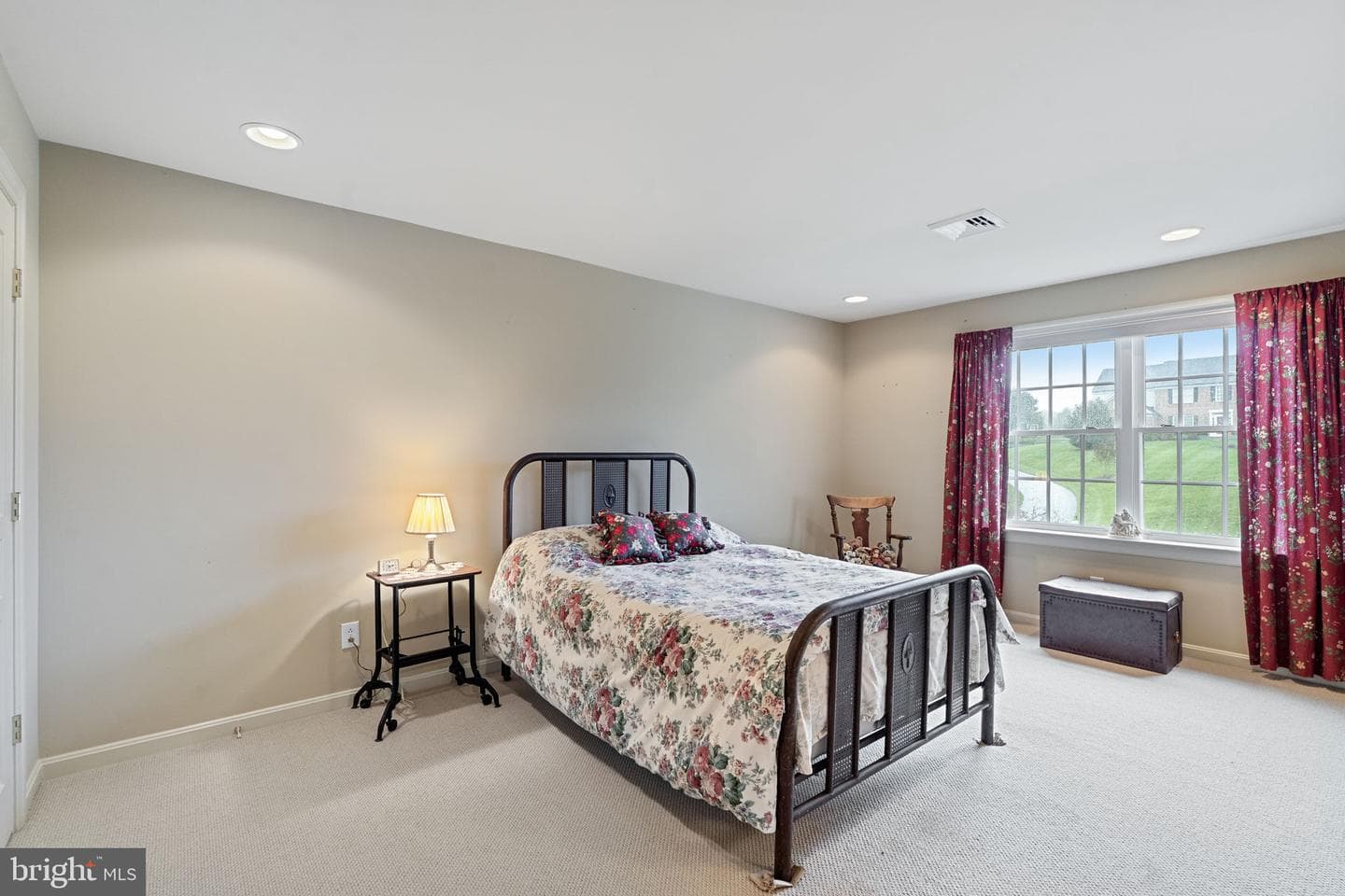200 Armitage Court photo 70